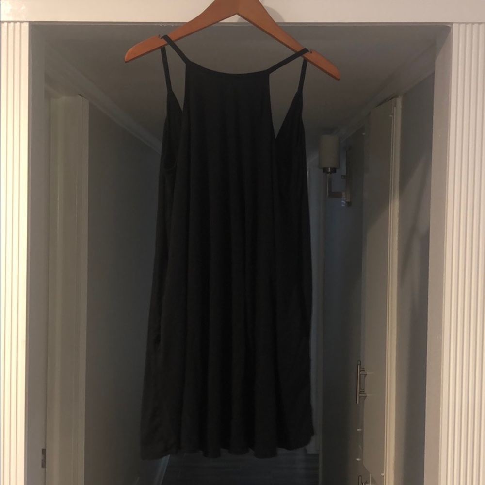 Black RVCA Jersey Dress - IT HAS POCKETS